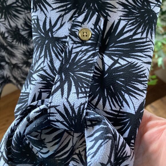 Michael Kors Quarter Zip Black & White Tab Sleeves Long Line Tunic Size L - Picture 6 of 10